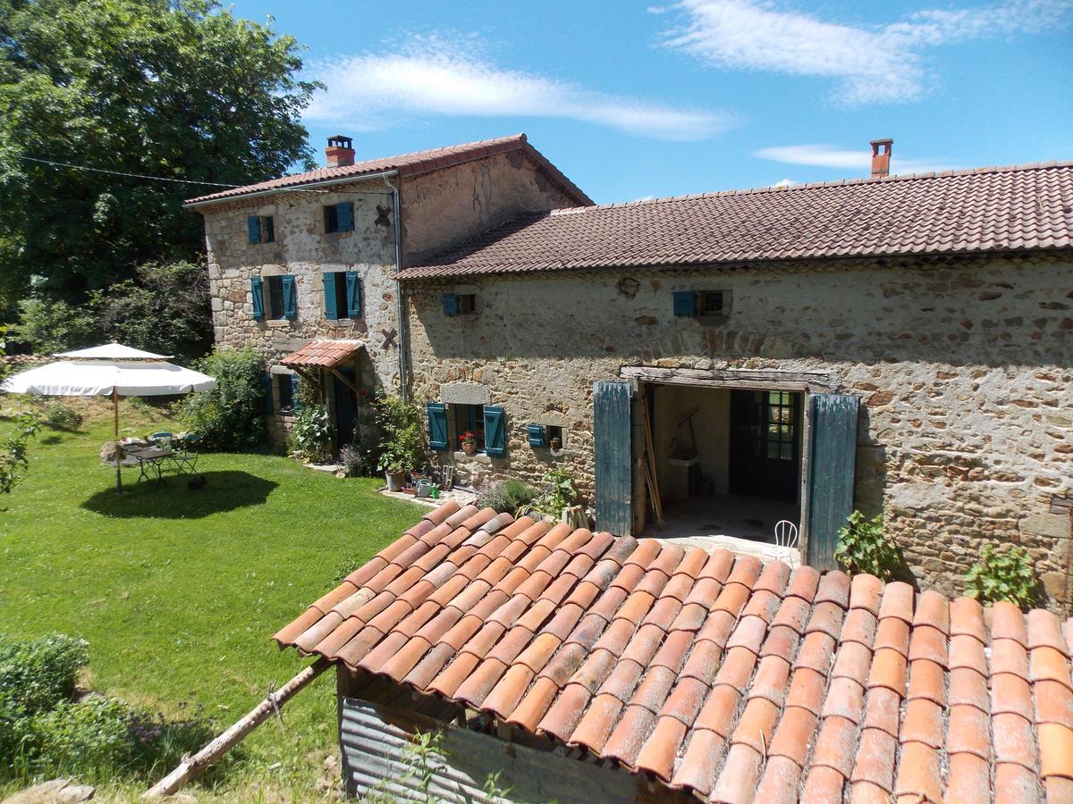 La Rosiere Bed & Breakfast Auzelles Exterior photo
