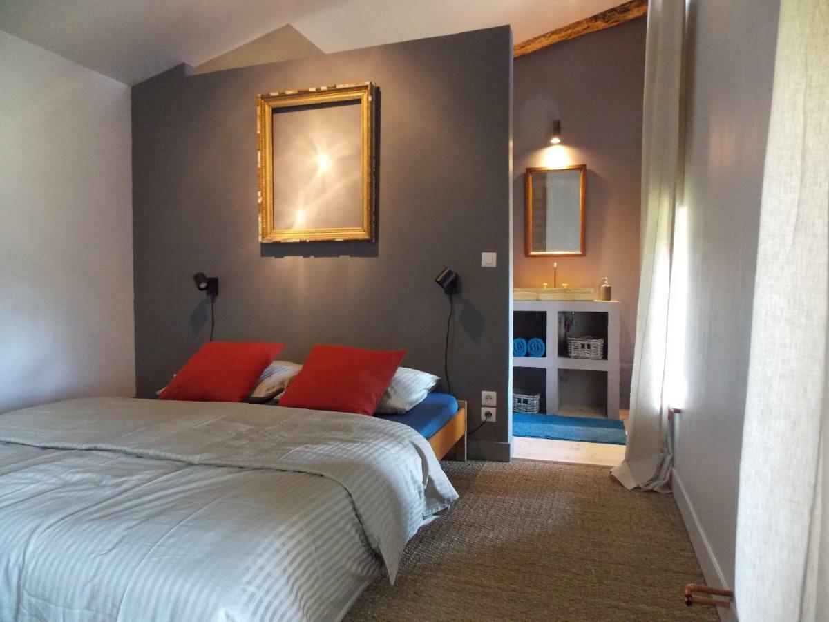 La Rosiere Bed & Breakfast Auzelles Exterior photo